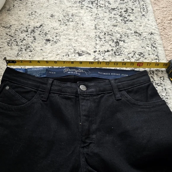 Wrangler Willow The Ultimate Riding Jeans Womens 31x34 Black NWT Western Rodeo - Picture 3 of 7
